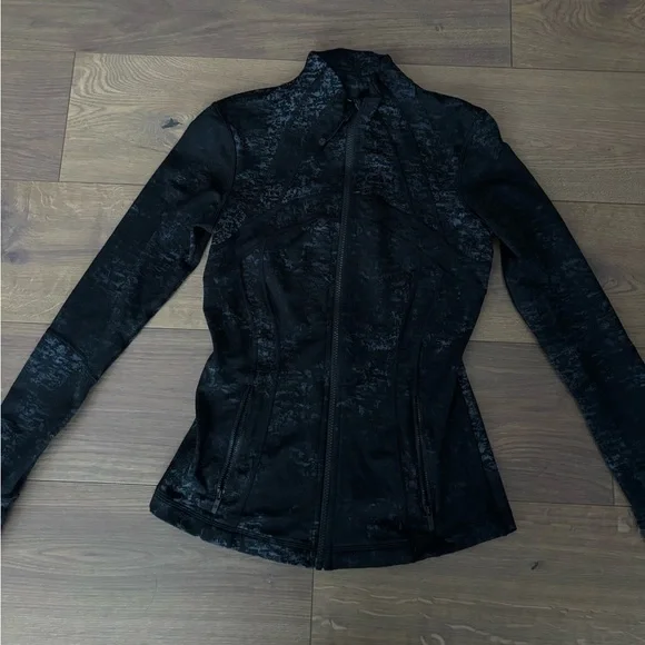 Lulu Define Jacket - Picture 2 of 4